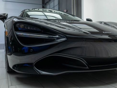 Used 2018 McLaren 720S Performance RWD image 4