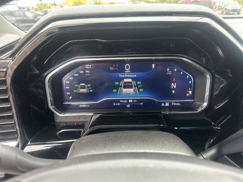 Certified 2025 Chevrolet Silverado 1500 LT AWD/4WD image 33