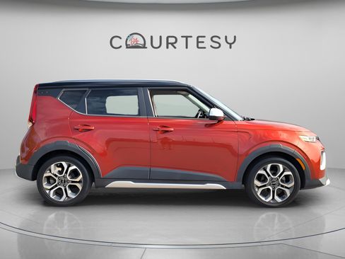 Used 2022 Kia Soul X-Line image 6