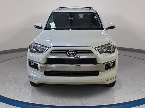 Used 2022 Toyota 4Runner Limited AWD/4WD image 3