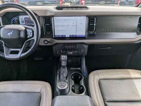 Used 2022 Ford Bronco Wildtrak AWD/4WD image 19