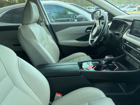 Certified 2023 Nissan Rogue SV w/ SV Premium B Package image 12