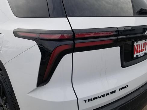 New 2026 Chevrolet Traverse LT w/ Midnight/Sport Edition image 10