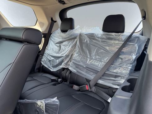 New 2025 Honda Pilot Touring image 20