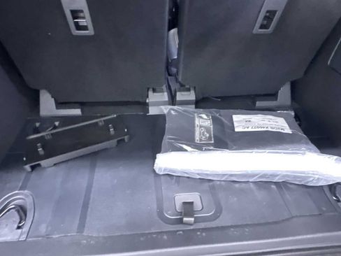 Used 2024 Ford Bronco Badlands image 34