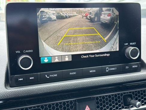 Used 2023 Honda Civic Sport image 17