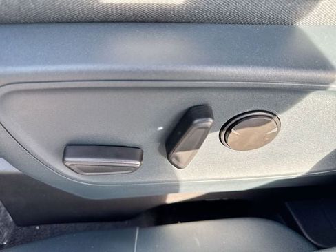 New 2025 Ford Maverick XLT w/ XLT Luxury Package image 12