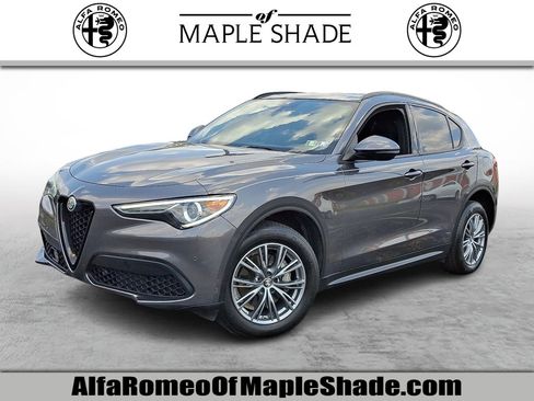 Used 2022 Alfa Romeo Stelvio Sprint image 1