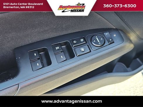 Used 2020 Hyundai Elantra SEL w/ Cargo Package (C1) image 9