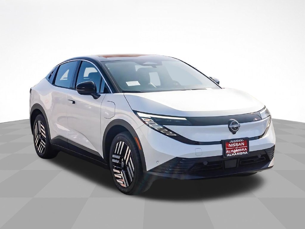 New 2026 Nissan Leaf SV+ w/ Floor Mat Package (SV+) FWD image 4