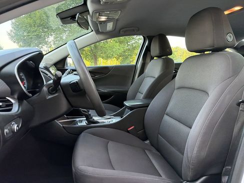 Used 2023 Chevrolet Malibu LT FWD image 9