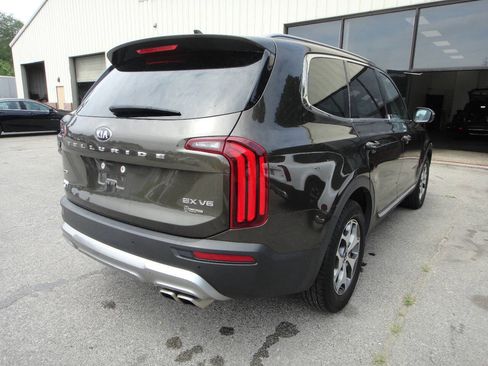 Used 2020 Kia Telluride EX image 4