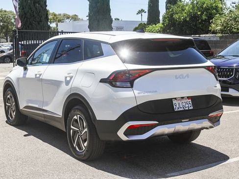 Certified 2023 Kia Sportage LX AWD/4WD image 8