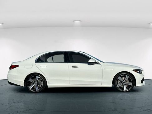 Used 2025 Mercedes-Benz C 300 4MATIC Sedan image 8