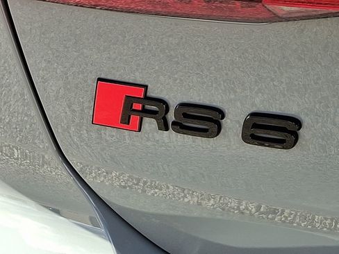New 2026 Audi RS 6 performance image 11