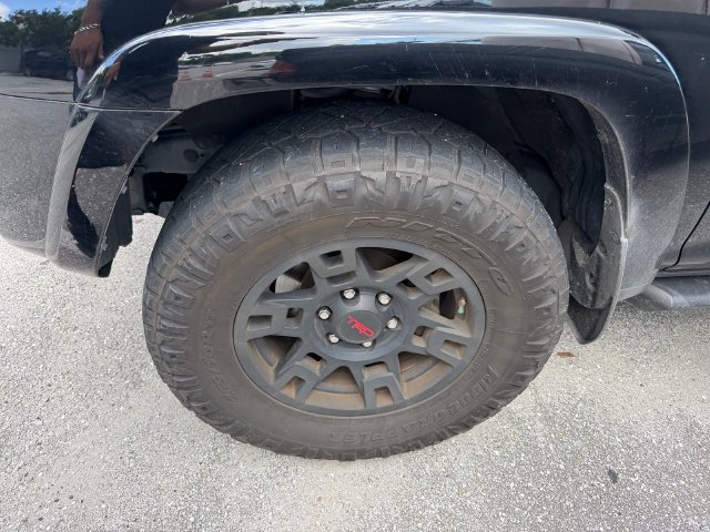 Used 2024 Toyota 4Runner TRD Off-Road AWD/4WD image 5