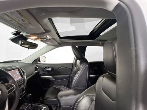 Used 2022 Jeep Cherokee Latitude w/ Sun & Sound Group image 20