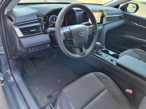 Used 2026 Toyota Camry LE w/ Convenience Package FWD image 10