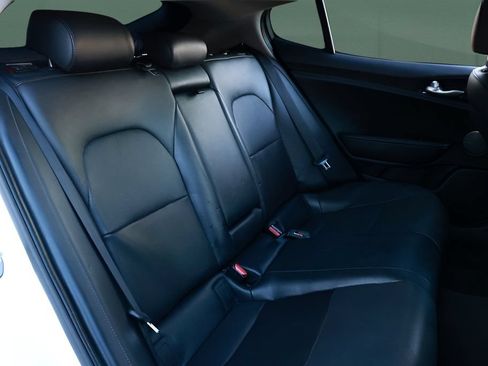 Used 2019 Kia Stinger Premium RWD image 23
