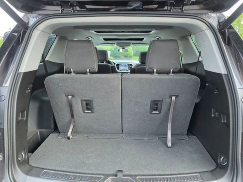 Used 2018 GMC Acadia SLE w/ Driver Alert Package I AWD/4WD image 9