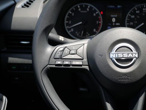 Used 2024 Nissan Sentra S FWD image 21