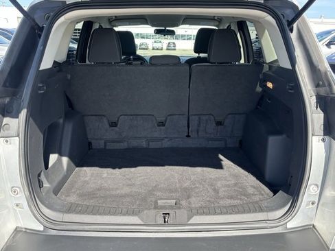 Used 2016 Ford Escape SE image 9