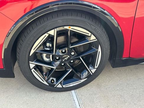 New 2025 Kia K4 GT-Line w/ GT-Line Premium Package image 4