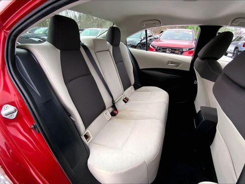 Used 2021 Toyota Corolla LE image 20