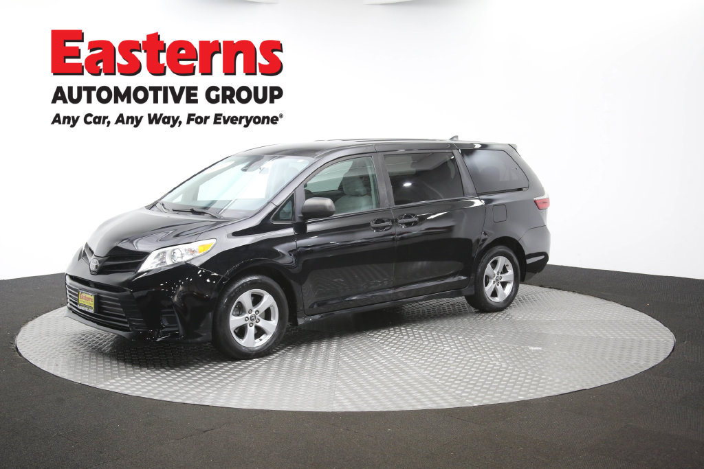 Used 2020 Toyota Sienna L FWD image 57