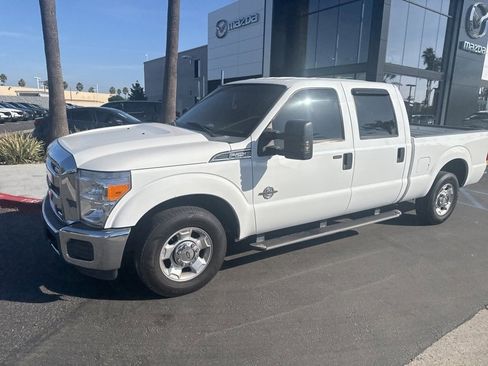 Used 2011 Ford F250 XLT w/ XLT Interior Pkg image 5