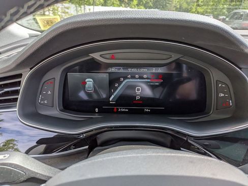 Certified 2023 Audi Q8 Premium Plus AWD/4WD image 11