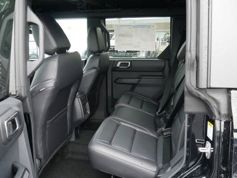 New 2026 Ford Bronco Outer Banks w/ Sasquatch Package AWD/4WD image 23