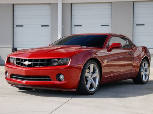 Used 2013 Chevrolet Camaro LT w/ RS Package image 4