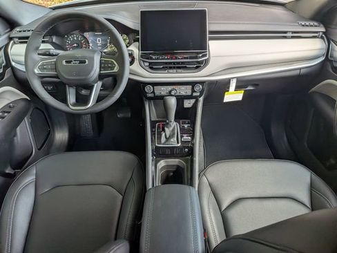 New 2026 Jeep Compass Limited image 19