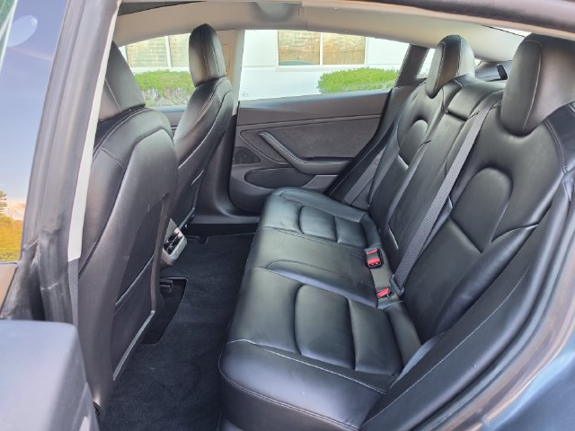 Used 2021 Tesla Model 3 Long Range AWD/4WD image 33