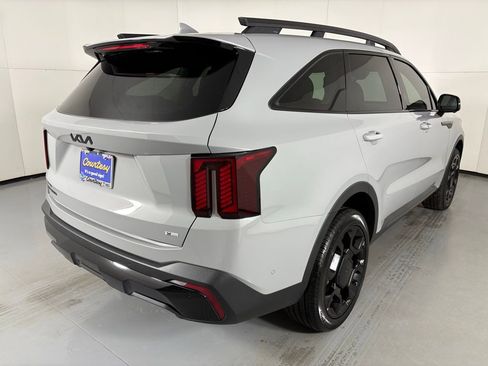 New 2026 Kia Sorento SX image 8