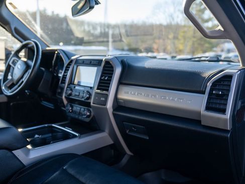 Used 2020 Ford F250 Lariat w/ Lariat Ultimate Package image 13