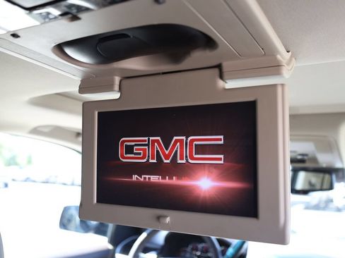 Used 2015 GMC Yukon SLT w/ Open Road Package AWD/4WD image 18