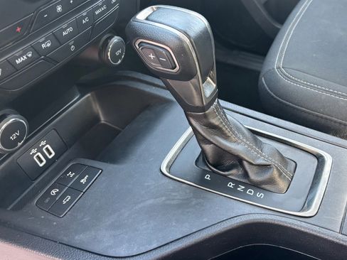 Certified 2020 Ford Ranger XLT w/ Equipment Group 301A Mid image 46