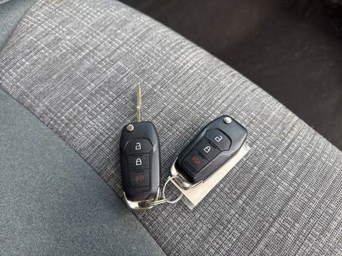 Used 2024 Ford F250 XLT w/ FX4 Off-Road Package image 5