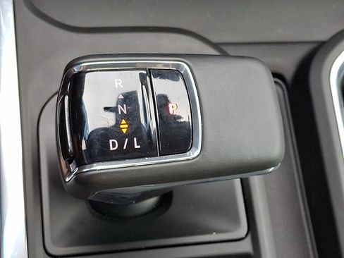 Used 2025 Chevrolet Silverado 1500 LT Trail Boss w/ LT Trail Boss Premium Package image 15