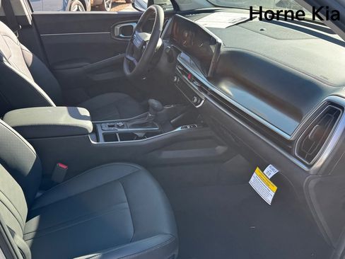 New 2026 Kia Sorento EX w/ EX Premium Package FWD image 18