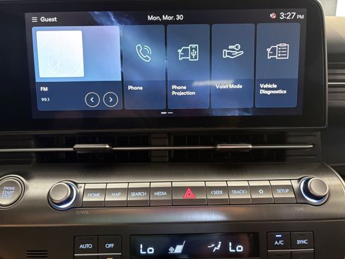 Used 2025 Hyundai Kona SEL image 11