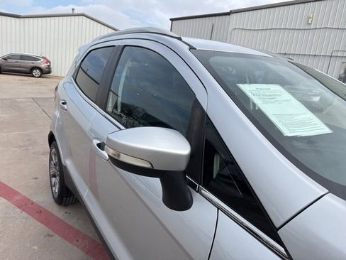 Used 2021 Ford EcoSport Titanium image 20