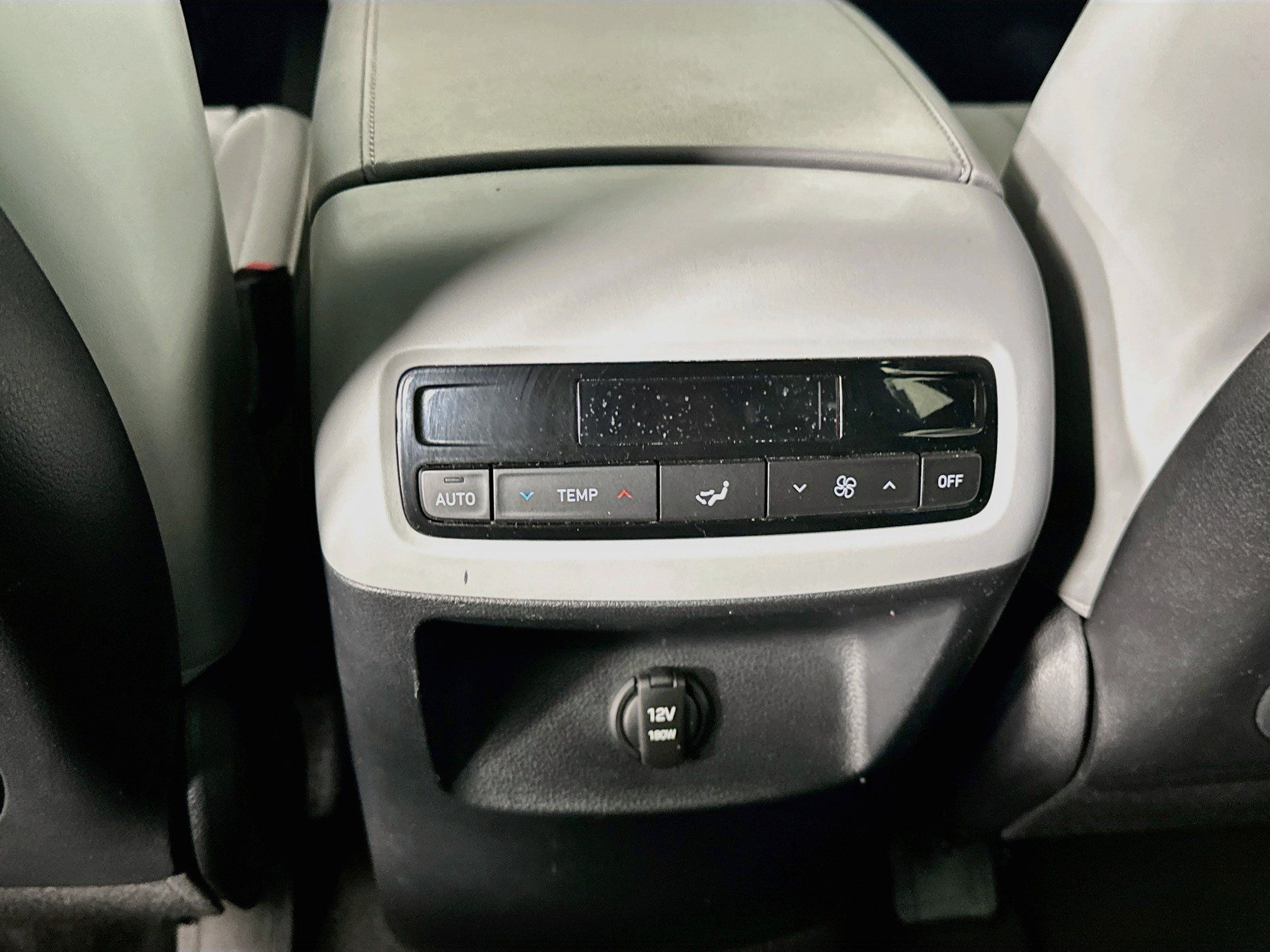 Used 2025 Hyundai Palisade SEL FWD image 27