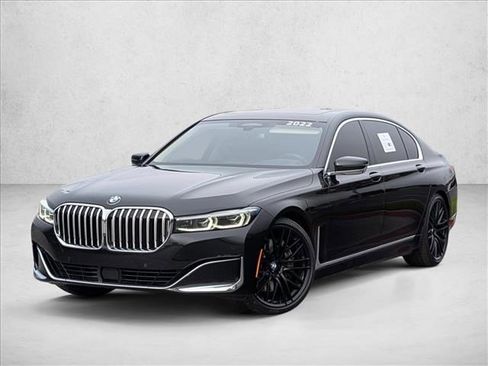 Certified 2022 BMW 750i xDrive image 1