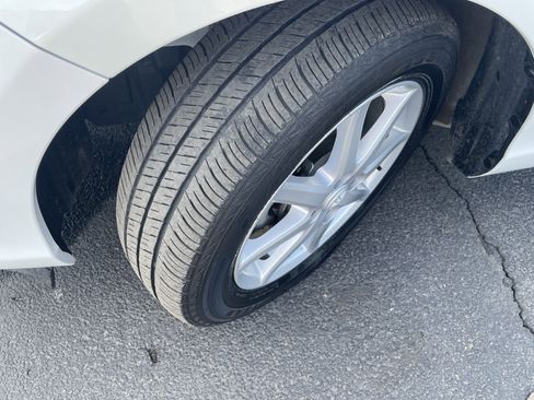 Used 2014 Toyota Prius C Three image 10