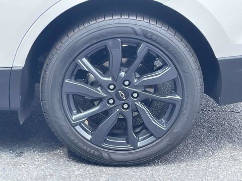 Used 2024 Chevrolet Equinox RS FWD image 12