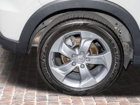 Used 2021 Honda HR-V LX image 40