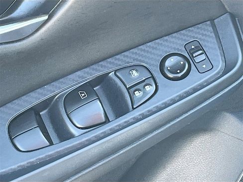 Used 2023 Nissan Sentra SV image 17